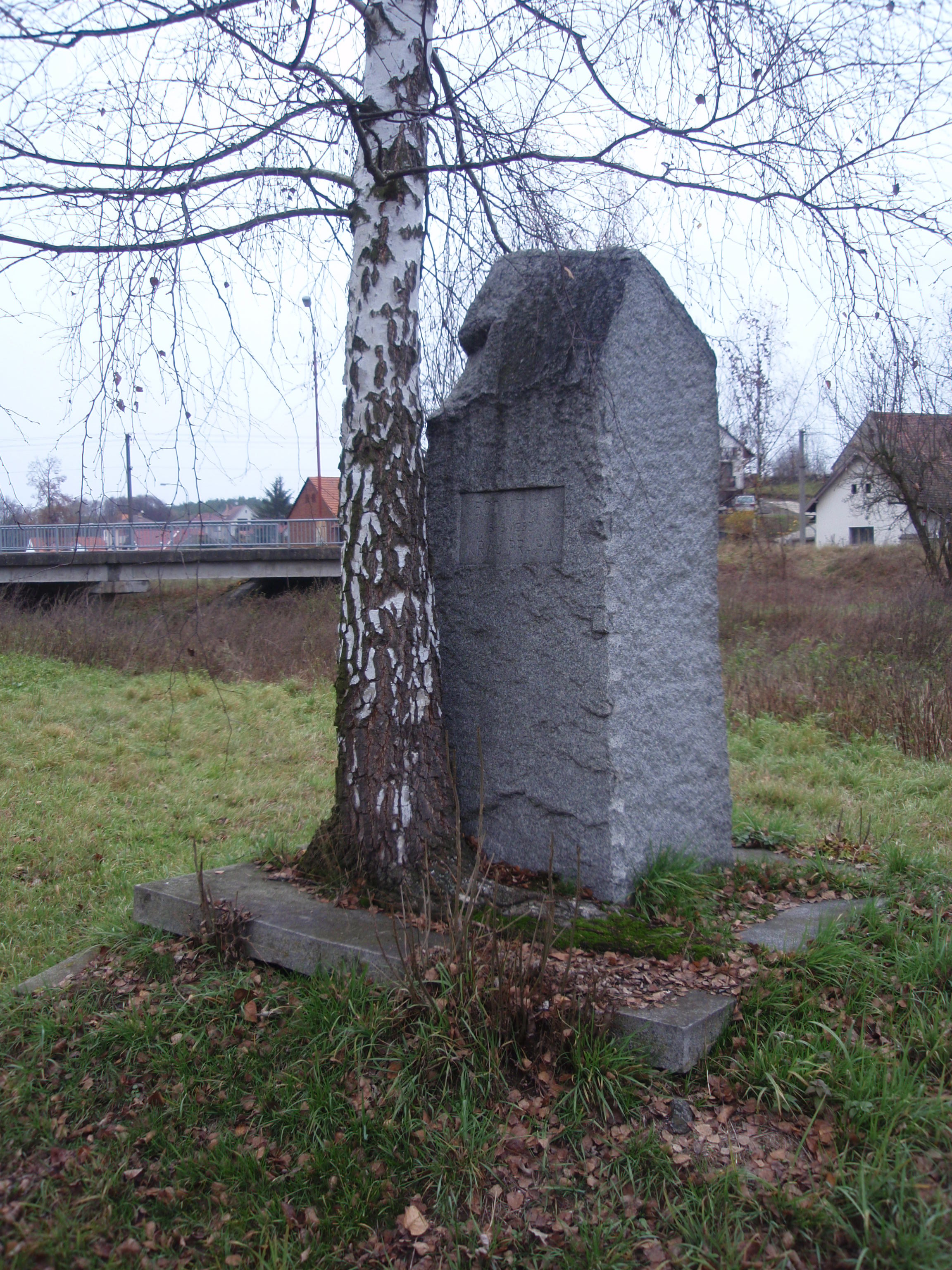 Václavice - obelisk