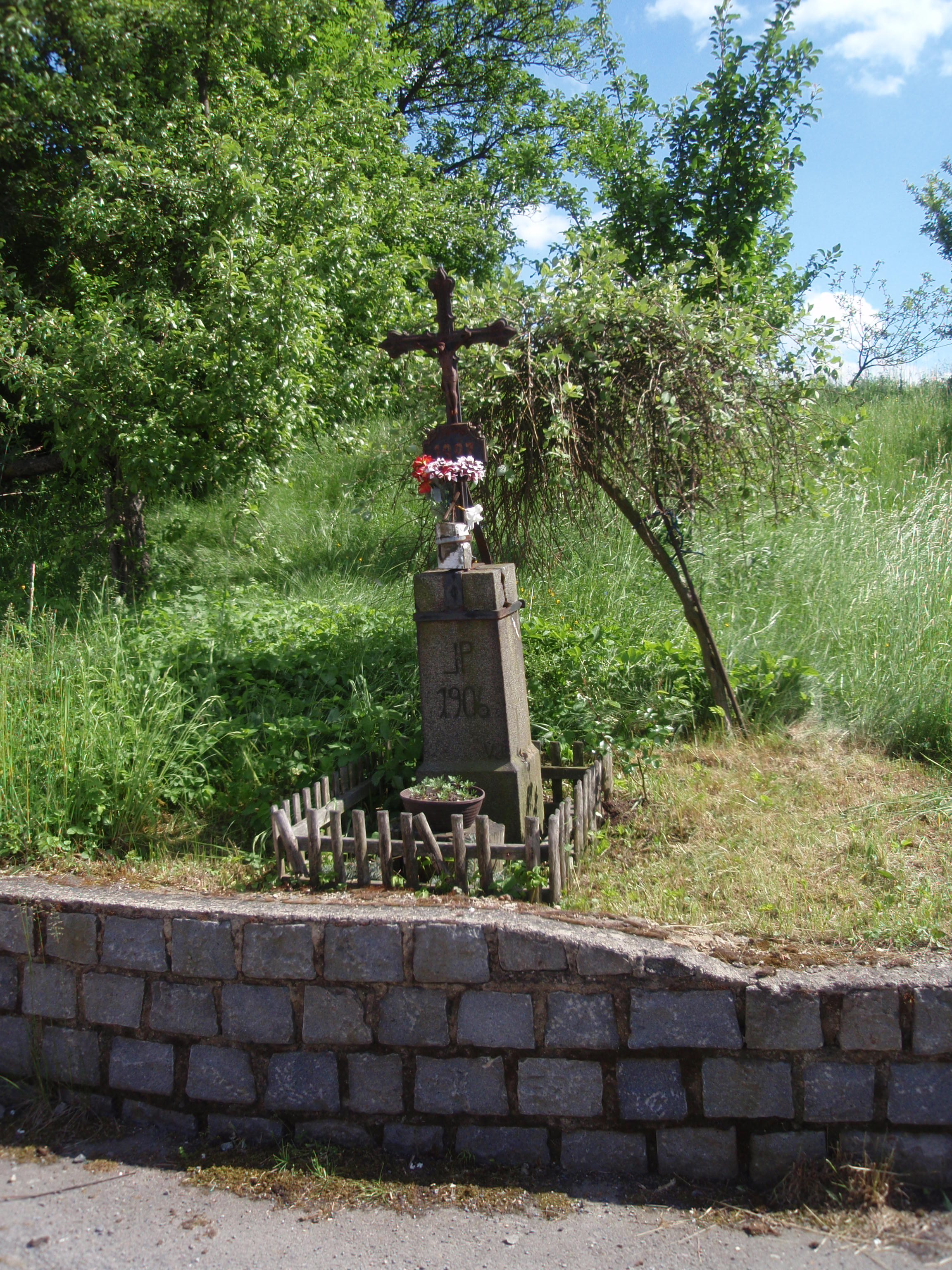 Chářovice - křížek 1