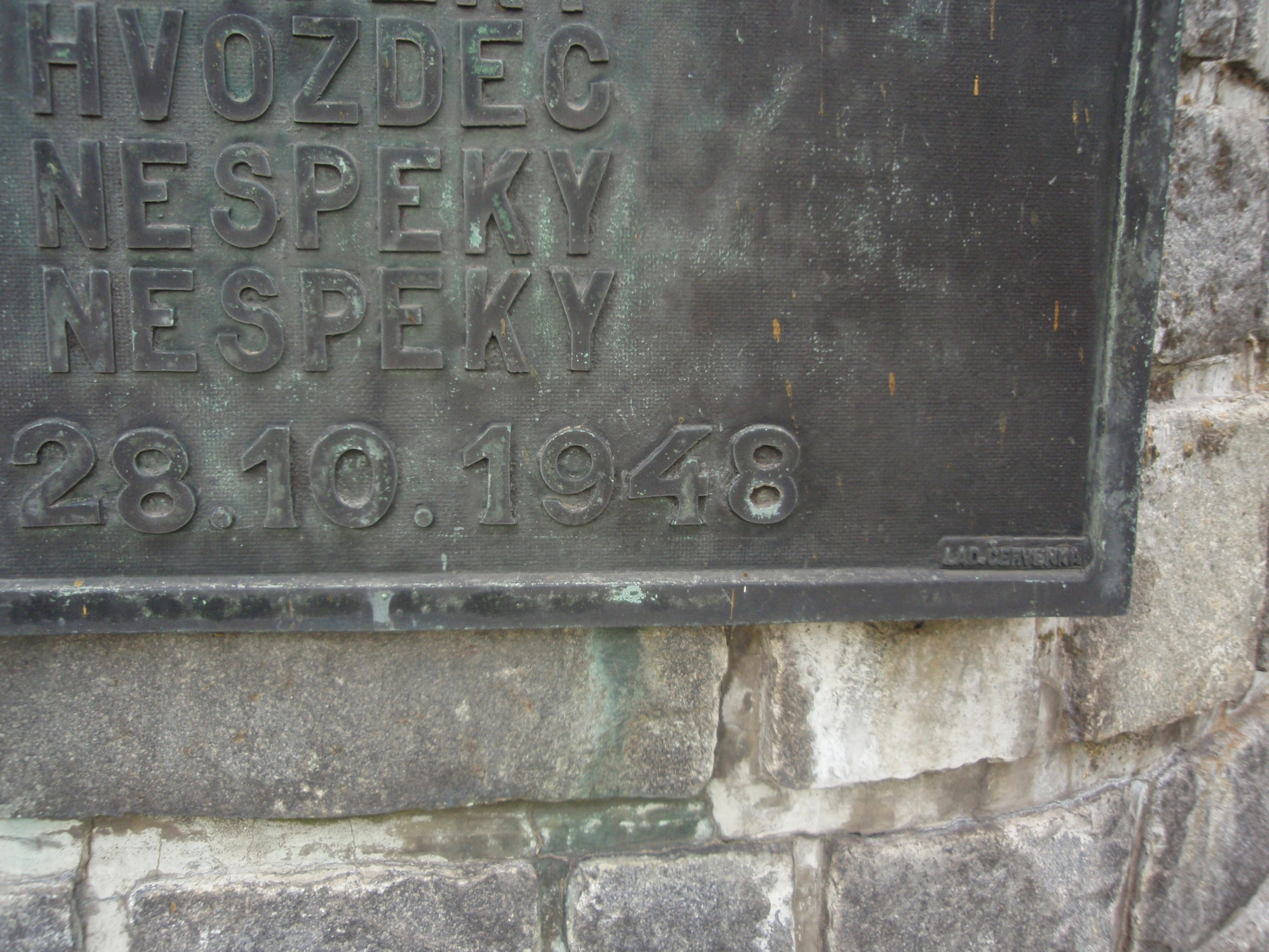 Nespeky - Pomník obětem 1. a 2. světové války 5