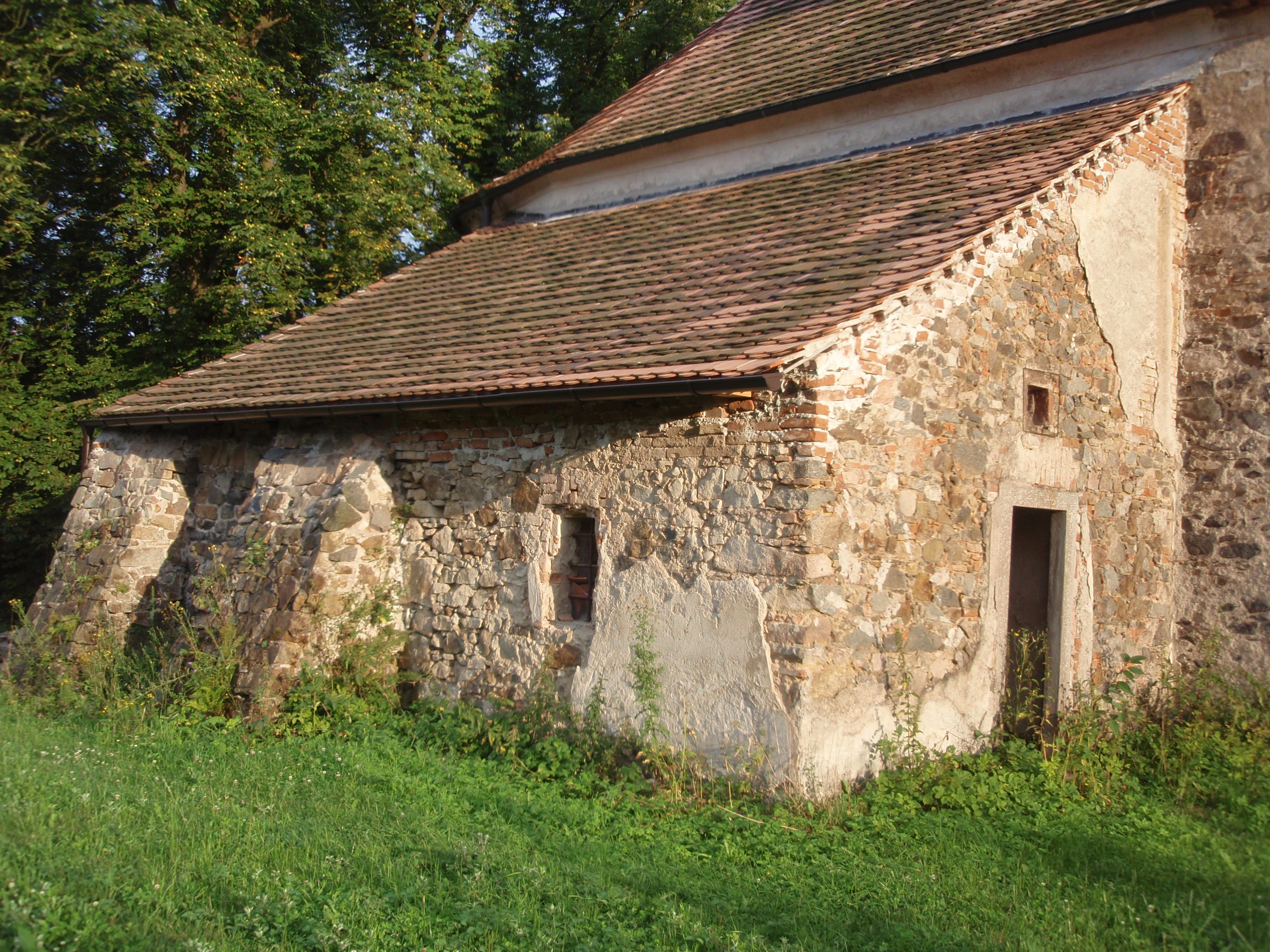 Ledce - kostel sv. Bartoloměje 16