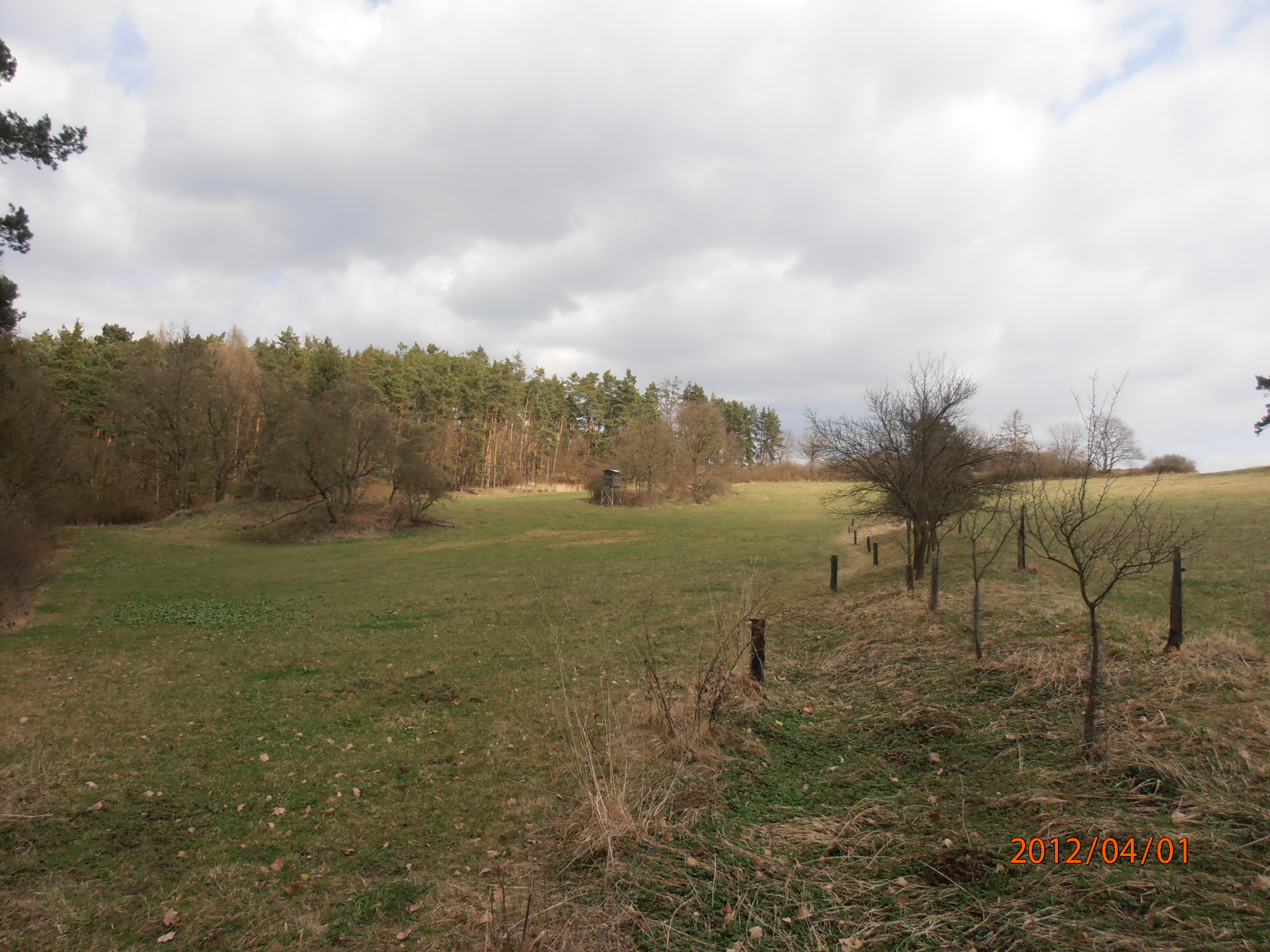 Březiny - posed, kazatelna 1