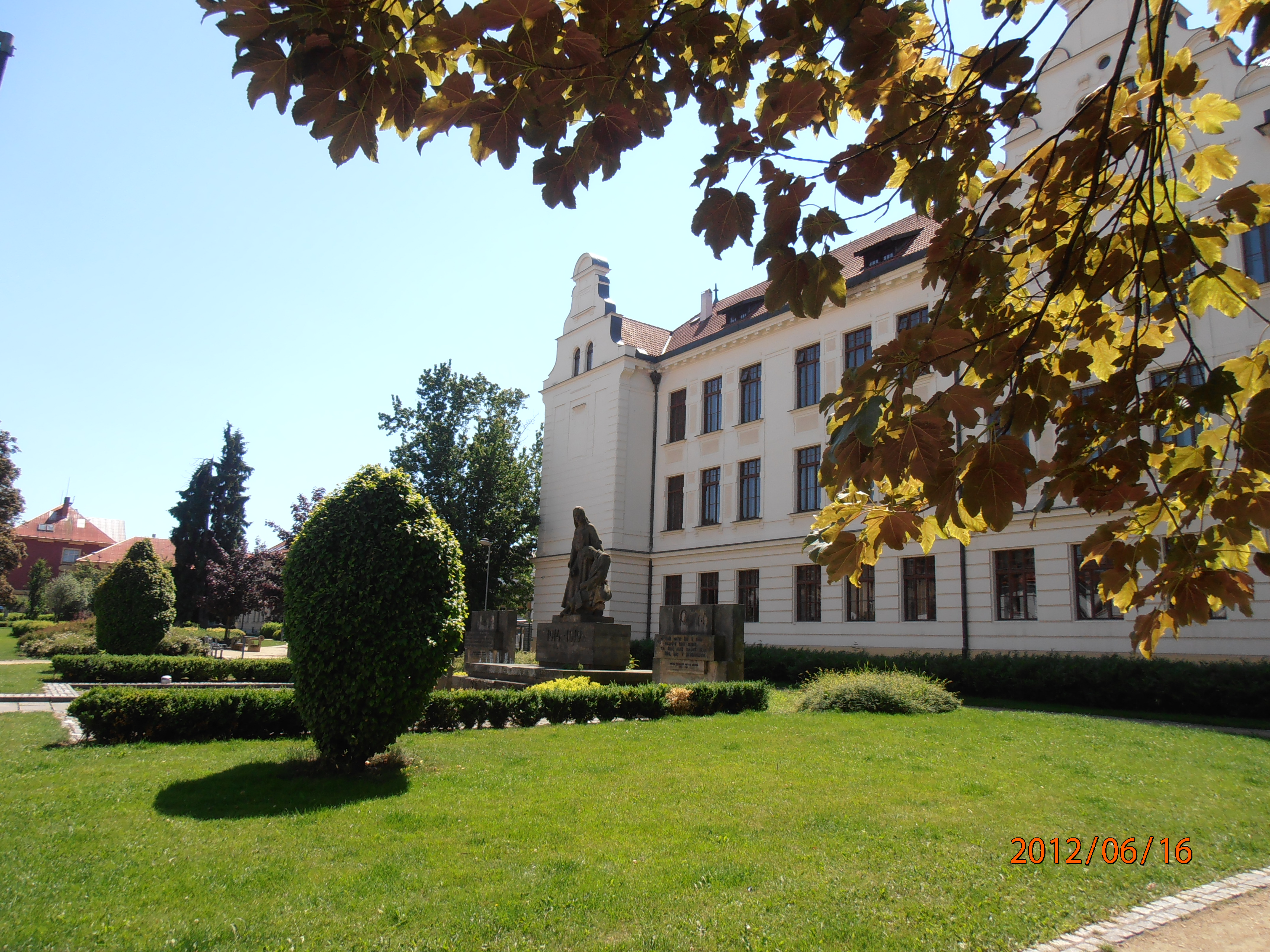 Benešov - gymnasium 12