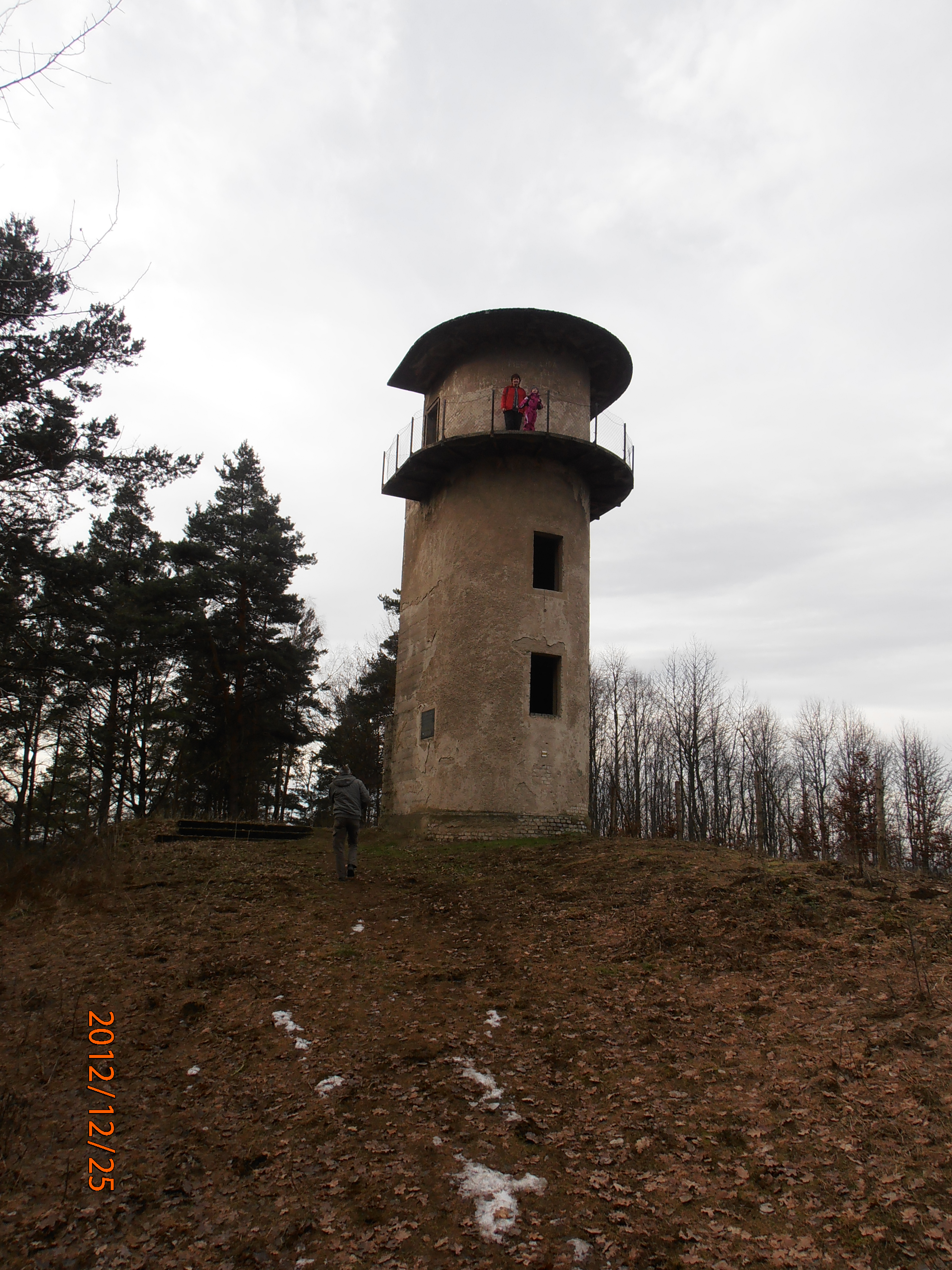 Neštětická hora - rozhledna 1