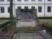 Pomník obětem 2. světové války - pravá část